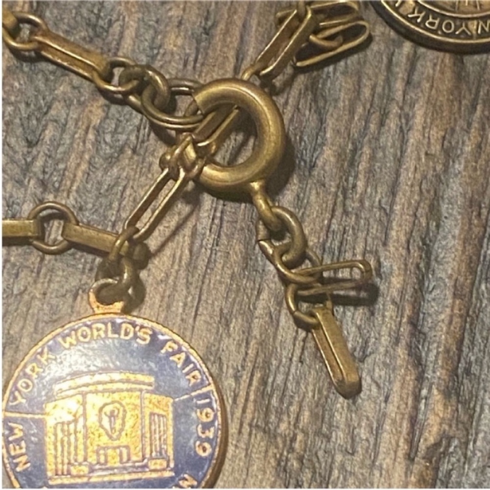 1939 worlds fair bracelet - Picture 6 of 8